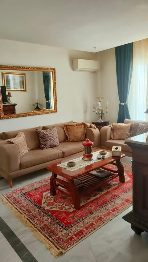 Louis XVI Apartment in Tunis