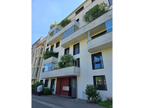 Property building, Street view