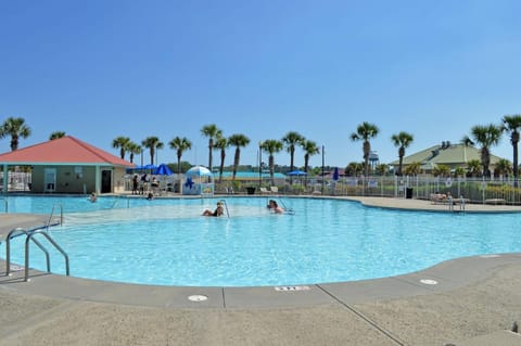 Barefoot Yacht Club Villas - 1-104 House in North Myrtle Beach