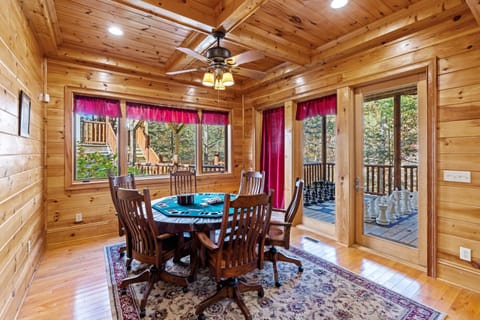 Dog-Friendly Luxury Cabin Mansion With Private Waterfall nestled between Pigeon Forge and Gatlinburg House in Sevier County