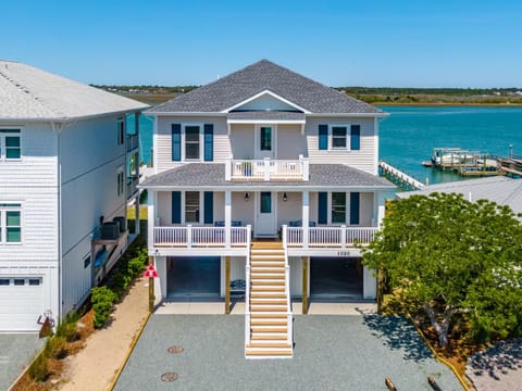 Channel 6 House in Topsail Beach