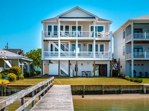 Channel 6 House in Topsail Beach