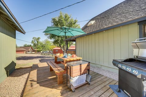 Family Cabin in Pine with Deck Pets Welcome! Casa in Pine