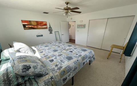 Private 3 bedroom Home in beautiful beach community Villa in Indian Rocks Beach