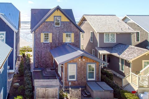 Property building, Day, Neighbourhood