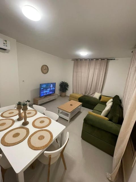 Sea Point Alshuruq Apartment in Makkah Province