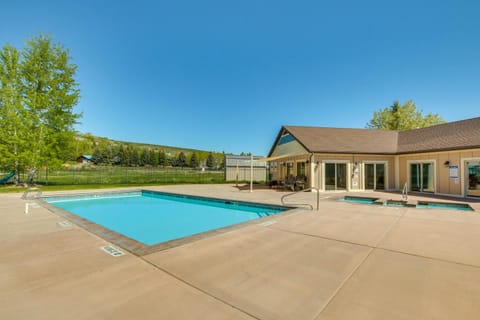 Luxe Retreat with Theater Room Walk to Bear Lake! House in Garden City