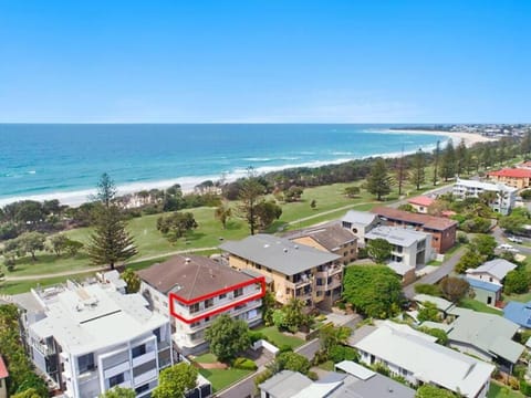 Property building, Day, Neighbourhood, Natural landscape, Bird's eye view, Beach, Sea view