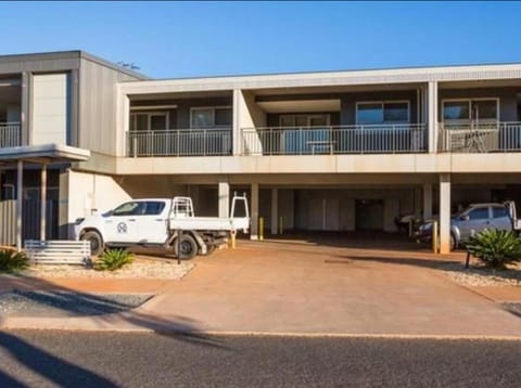 Tidy Apartment close to Port Apartamento in Port Hedland