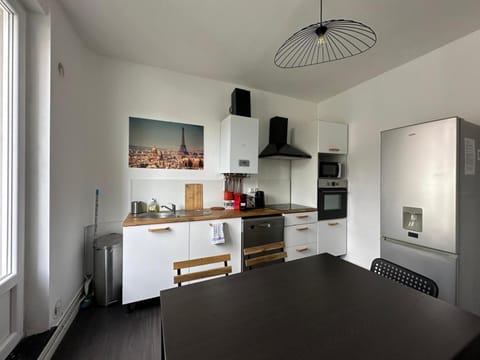 Détroit - Grand appartement Apartment in Reims