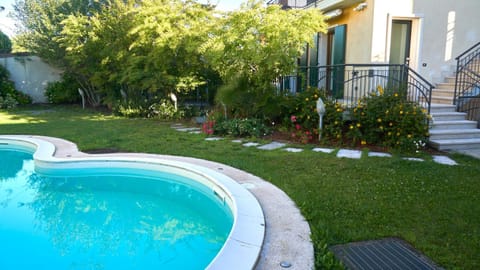 Facade/entrance, Garden, Swimming pool