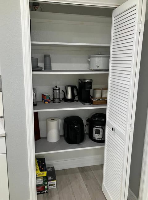 Coffee/tea facilities