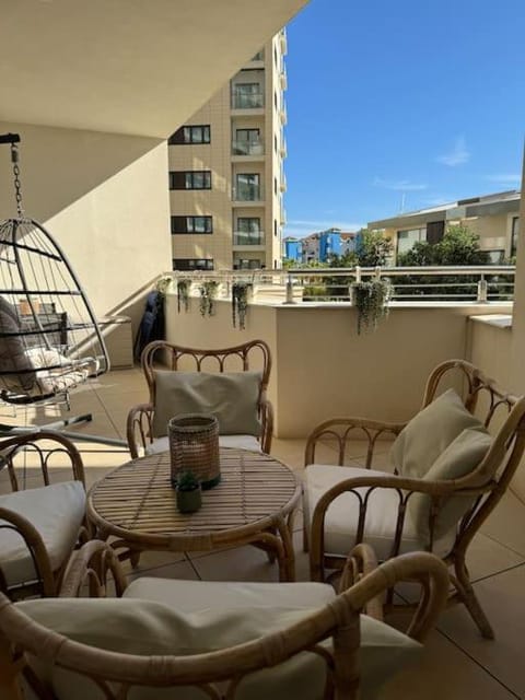 Luxury 1 bed with Pool and Sea Views Apartment in Gibraltar