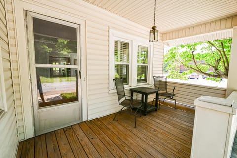 Toccoa River House House in McCaysville