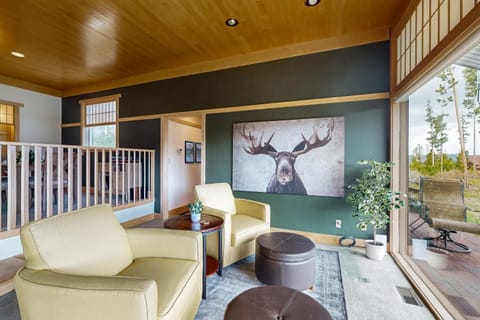 Mountain Minka House in Rocky Mountain National Park