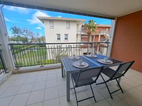 Appartement T2 avec Terrasse, Piscine et Parking Privé - Marseillan - FR-1-326-826 Apartment in Marseillan