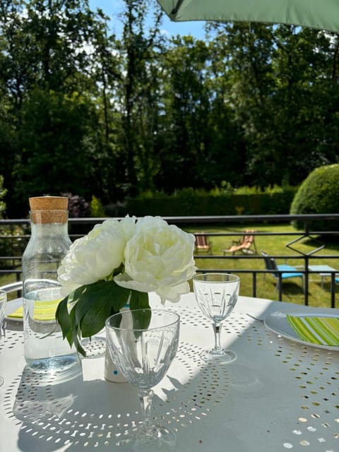 Patio, Spring, Day, Garden, View (from property/room), Balcony/Terrace, Dining area, Garden view