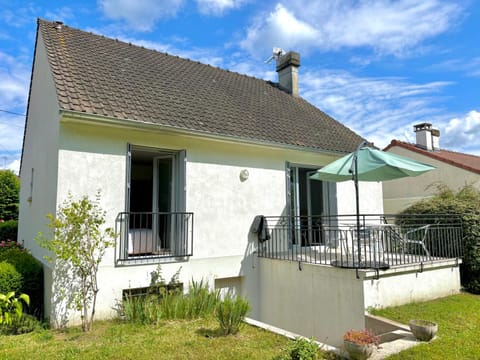 Patio, Facade/entrance