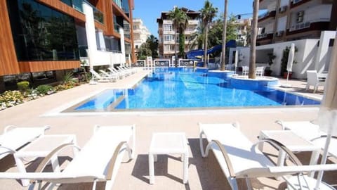 Luxury flat 2 mins from beach Apartment in Alanya