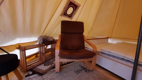 Glamping im 4 m Zelt auf dem Bauernhof Luxury tent in Walsrode