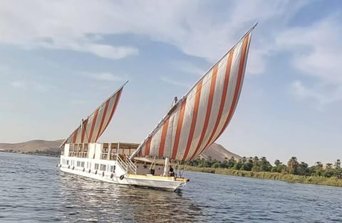 Noor El Din Dahabiya Docked boat in Luxor