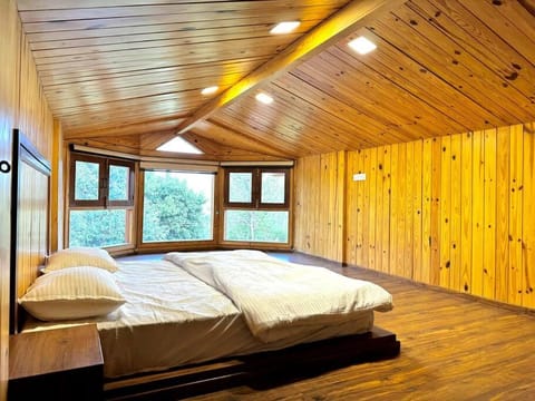 Luxury 5 Bedroom Cottage Country Homes Villa in Uttarakhand