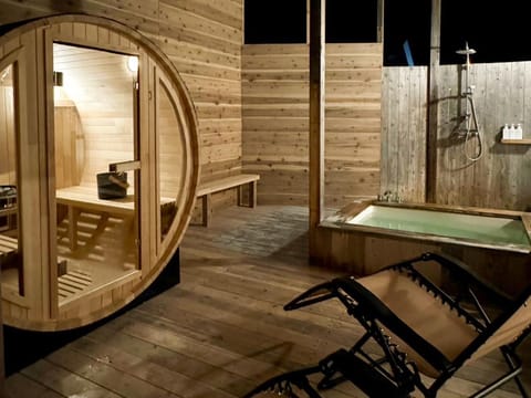 Sauna, Open Air Bath