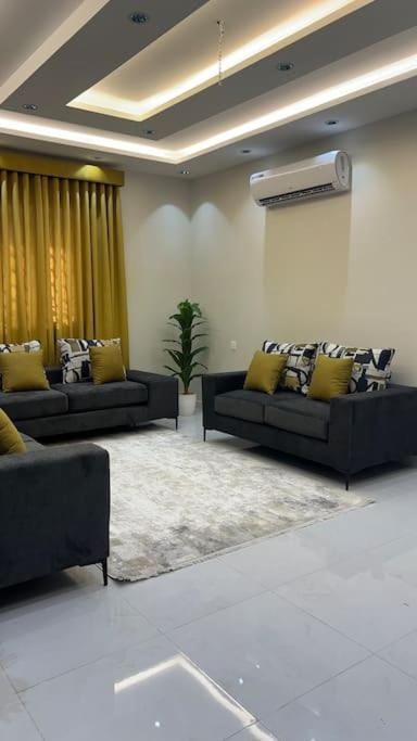 شقة فاخرة حي النبلاء عوائل فقط Apartment in Medina