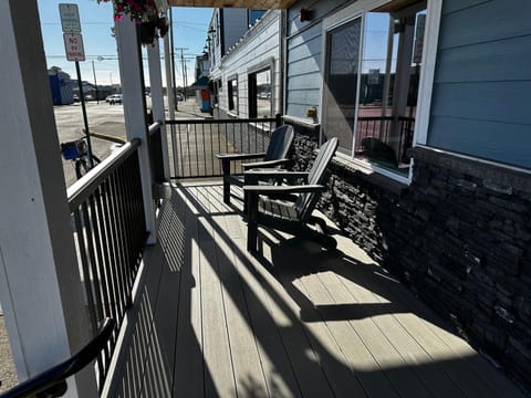 Day, Balcony/Terrace, Seating area