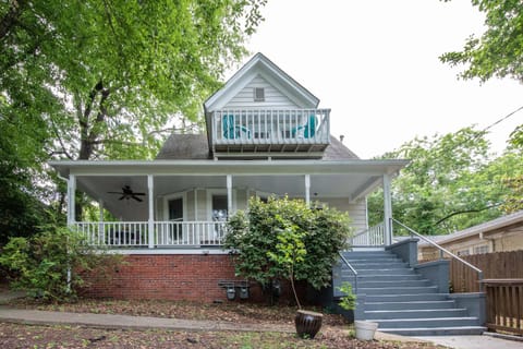 Queen's Gambit House in Virginia Highland