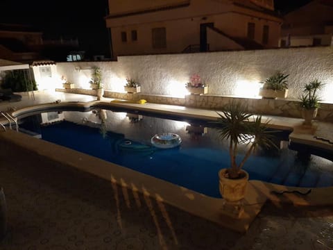 Night, Swimming pool