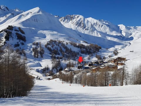 La casa de la foux a proximité des pistes vue montagne 6 personnes Max Apartment in Allos