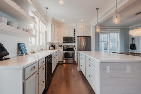 Sandy Side Up by Seabrook Hospitality House in Seabrook