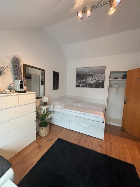 Privatunterkunft Am Aaper Wald Vacation rental in Dusseldorf