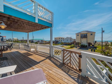 The Water Bear House in Topsail Beach