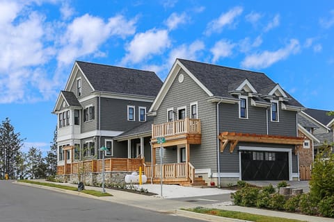 Property building, Day, Neighbourhood, Street view