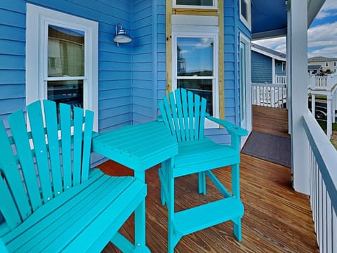 The Last Dollar Cottage House in Topsail Beach