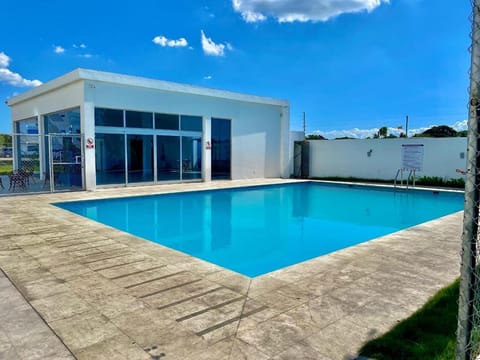 Day, Pool view, Swimming pool, sunbed