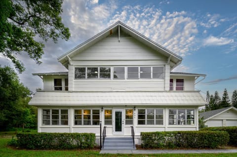 Private Ensuite In Historic Home Vacation rental in Winter Haven