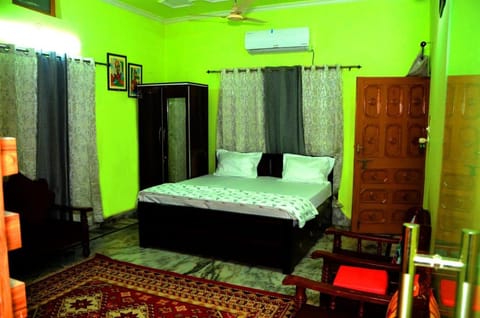 Abhisar a peaceful homestay Bed and Breakfast in Dehradun