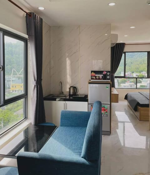 Ami Mountain Sea Da Nang 1 Bedroom Cozy Room - Top Floor, Mountain & Sea Super View, Super Kingsize Bed Apartment in Da Nang