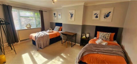 2 bedrooms maisonette Byfleet Apartamento in Weybridge