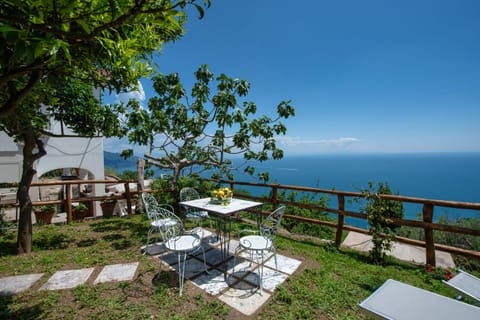 View (from property/room), Balcony/Terrace, Sea view