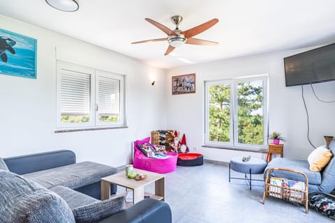 Apartment only 250m from the sea Apartment in Peroj