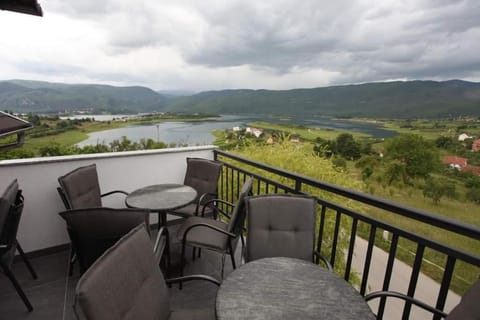 Natural landscape, Balcony/Terrace, Lake view