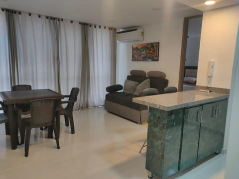 Apto PARAÍSO LAS PALMAS-RICAURTE Apartment in Ricaurte