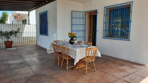 Day, View (from property/room), Dining area