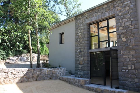 Gîtes Domaine de la Barnerie House in Provence-Alpes-Côte d'Azur