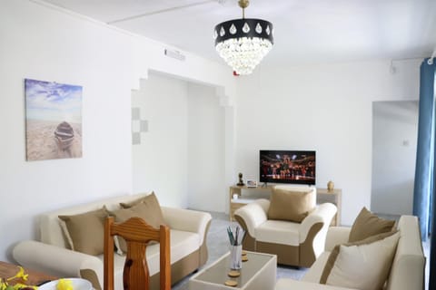 Communal lounge/ TV room, TV and multimedia