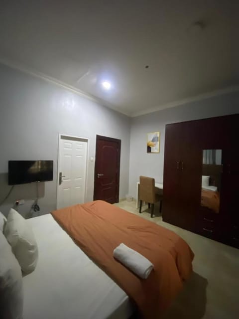 2 Bedroom, 1 Bedroom Wuse 2 extension JAHI Apartment in Abuja